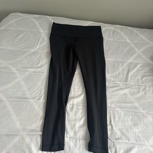 Black LuluLemon Fast and Free high rise leggings 25‘